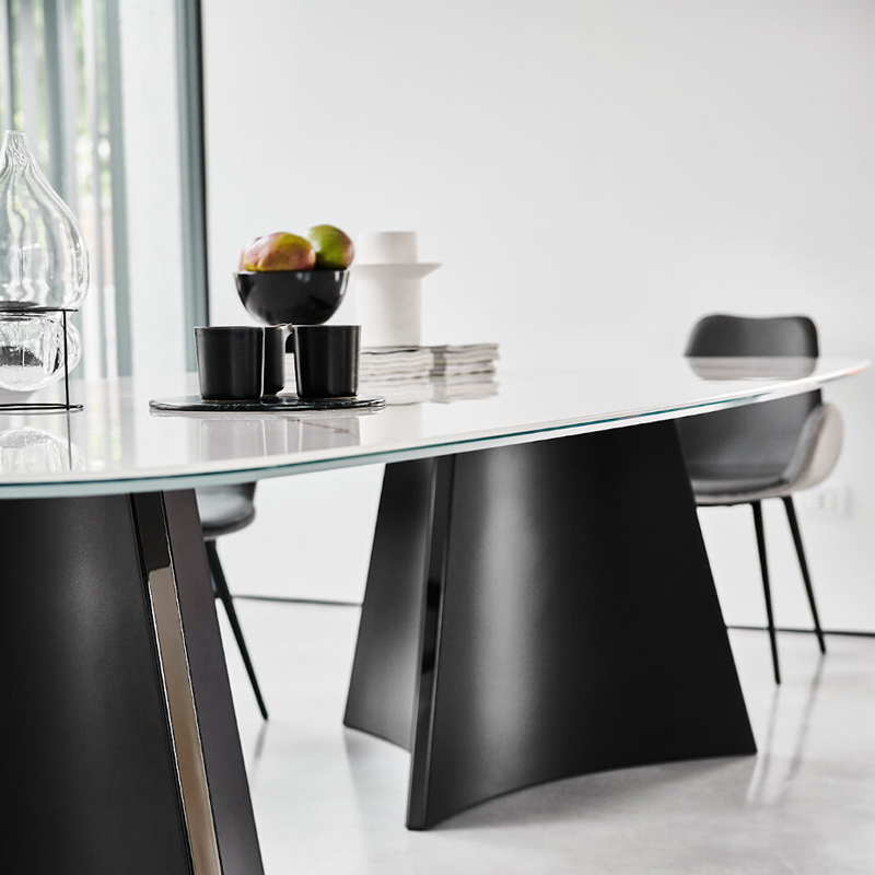 Concave table 圓桌