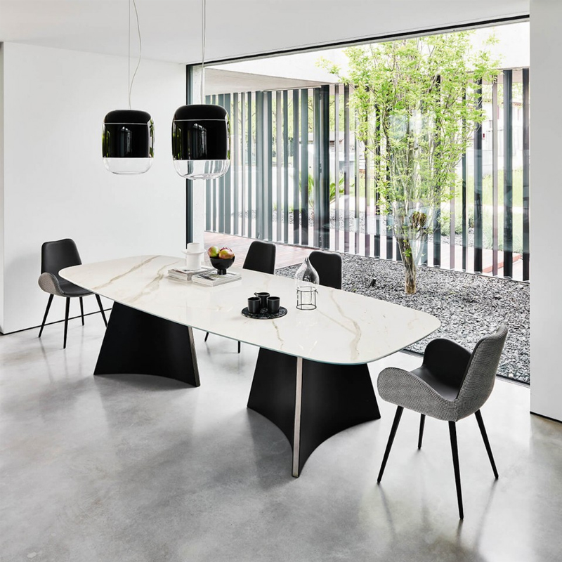 Concave table 圓桌